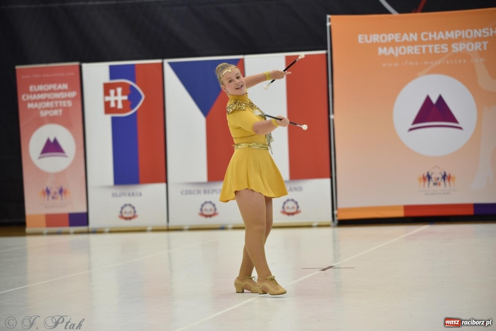 Zdjęcie w galerii na portalu naszraciborz.pl: Racibórz gospodarzem 17. Mistrzostw Europy Mażoretek [FOTO] wiadomości z regionu