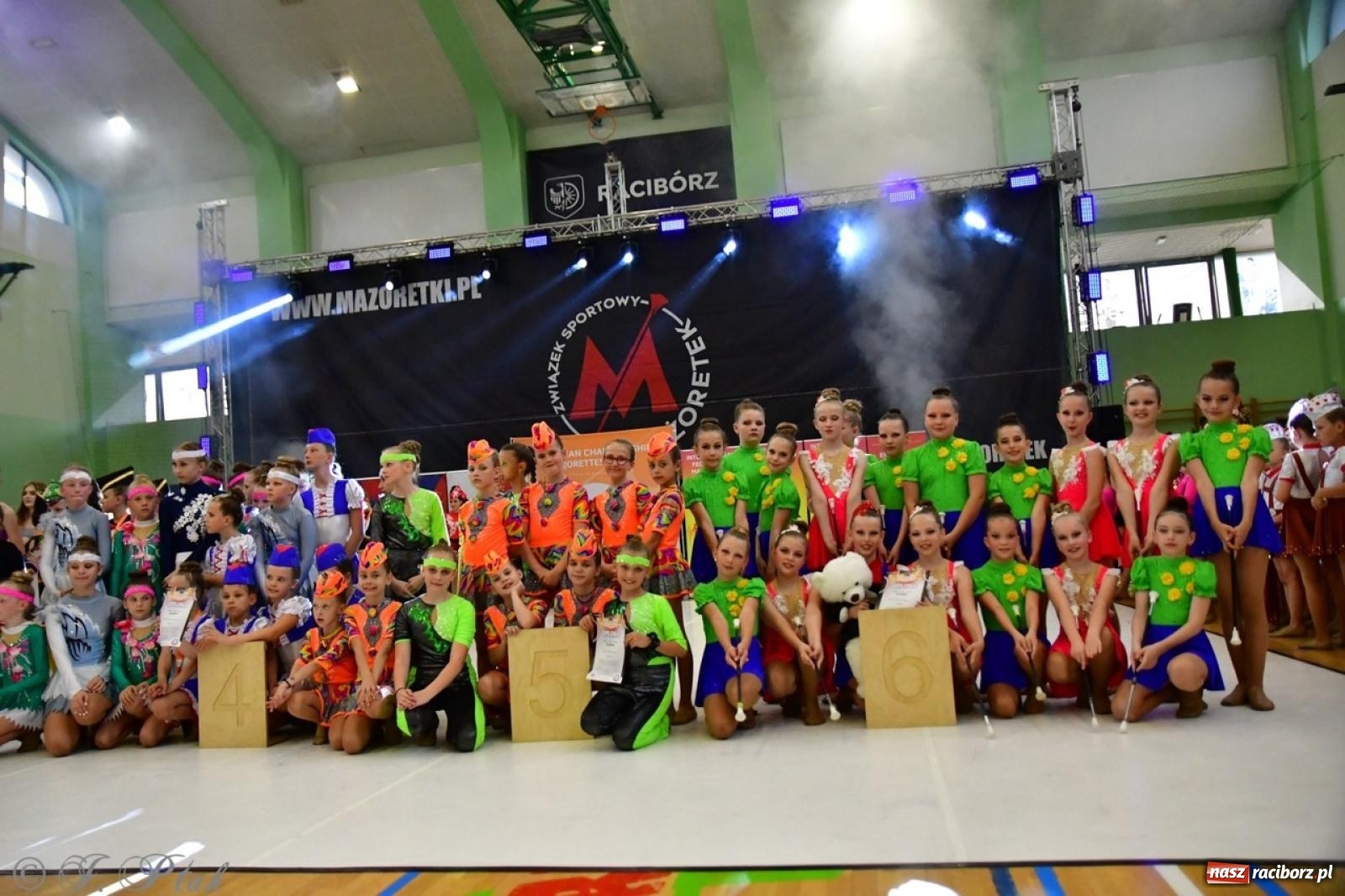 Zdjęcie w galerii na portalu naszraciborz.pl: Racibórz gospodarzem 17. Mistrzostw Europy Mażoretek [FOTO] wiadomości z regionu
