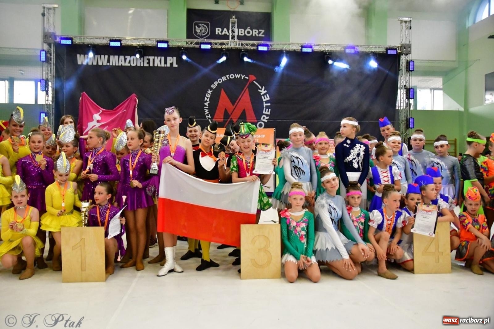 Zdjęcie w galerii na portalu naszraciborz.pl: Racibórz gospodarzem 17. Mistrzostw Europy Mażoretek [FOTO] wiadomości z regionu