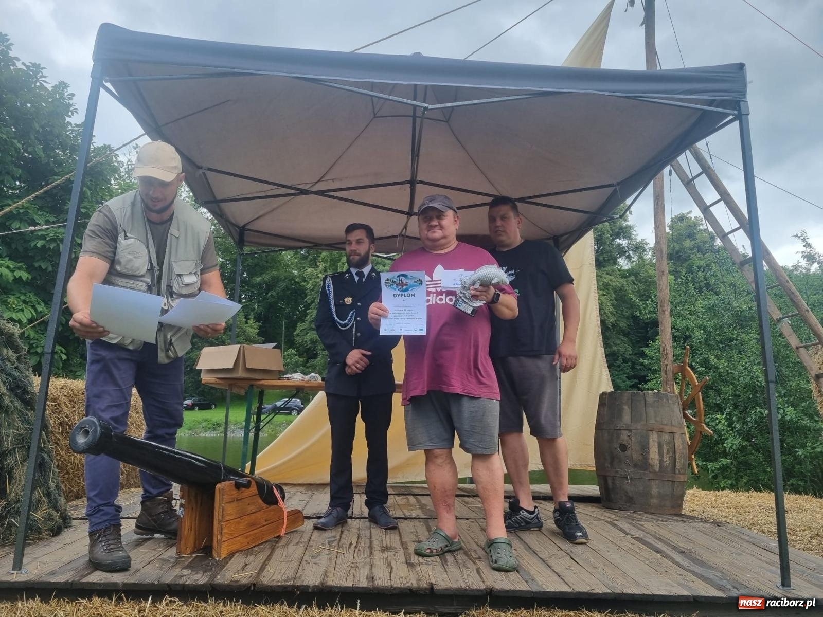 Zdjęcie w galerii na portalu naszraciborz.pl: Dawid Skatuła wygrał wędkarskie zawody spławikowe w Krowiarkach wiadomości z regionu