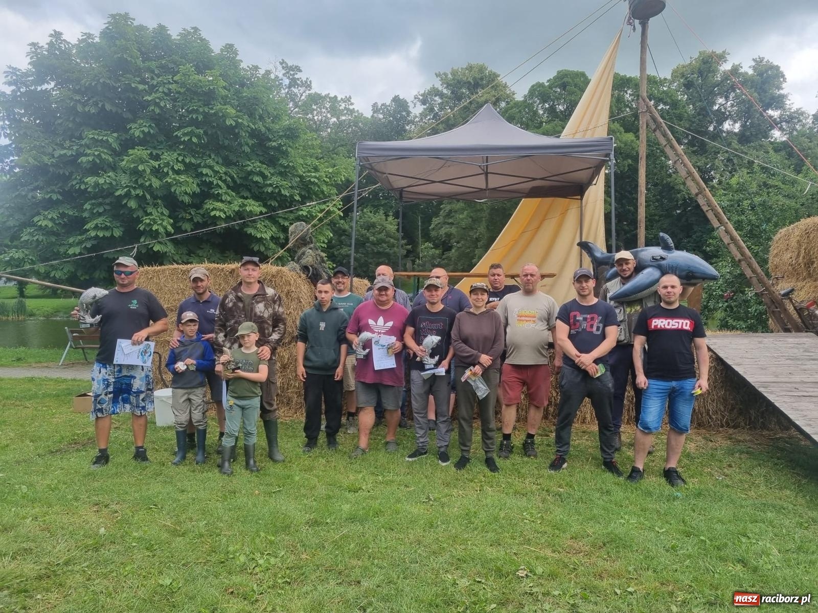 Zdjęcie w galerii na portalu naszraciborz.pl: Dawid Skatuła wygrał wędkarskie zawody spławikowe w Krowiarkach wiadomości z regionu