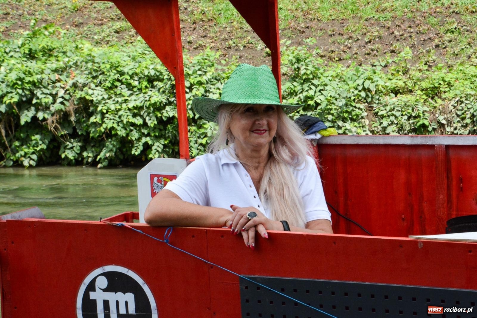 Zdjęcie w galerii na portalu naszraciborz.pl: Panny młode, Indianie i drużyna Shreka. 25. Pływadło w drodze do Koźla [FOTO i WIDEO] wiadomości z regionu