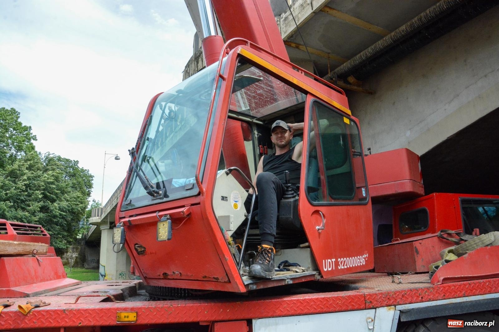 Zdjęcie w galerii na portalu naszraciborz.pl: Panny młode, Indianie i drużyna Shreka. 25. Pływadło w drodze do Koźla [FOTO i WIDEO] wiadomości z regionu