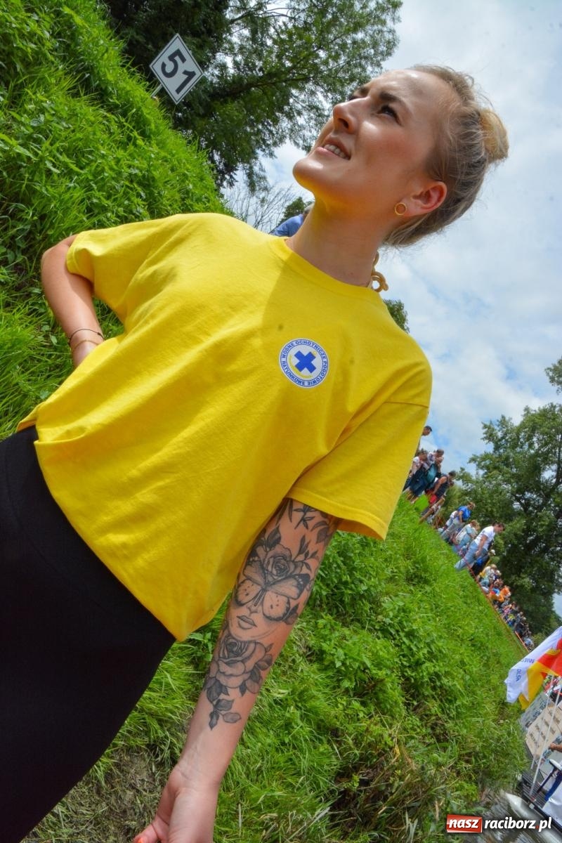 Zdjęcie w galerii na portalu naszraciborz.pl: Panny młode, Indianie i drużyna Shreka. 25. Pływadło w drodze do Koźla [FOTO i WIDEO] wiadomości z regionu