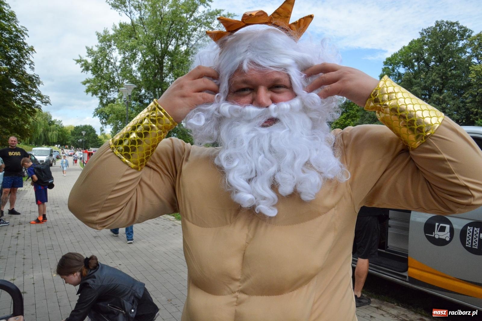 Zdjęcie w galerii na portalu naszraciborz.pl: Panny młode, Indianie i drużyna Shreka. 25. Pływadło w drodze do Koźla [FOTO i WIDEO] wiadomości z regionu