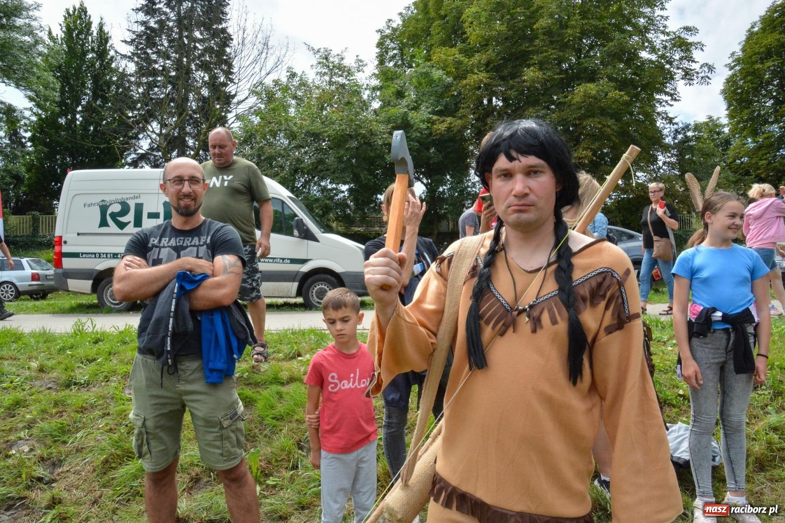 Zdjęcie w galerii na portalu naszraciborz.pl: Panny młode, Indianie i drużyna Shreka. 25. Pływadło w drodze do Koźla [FOTO i WIDEO] wiadomości z regionu