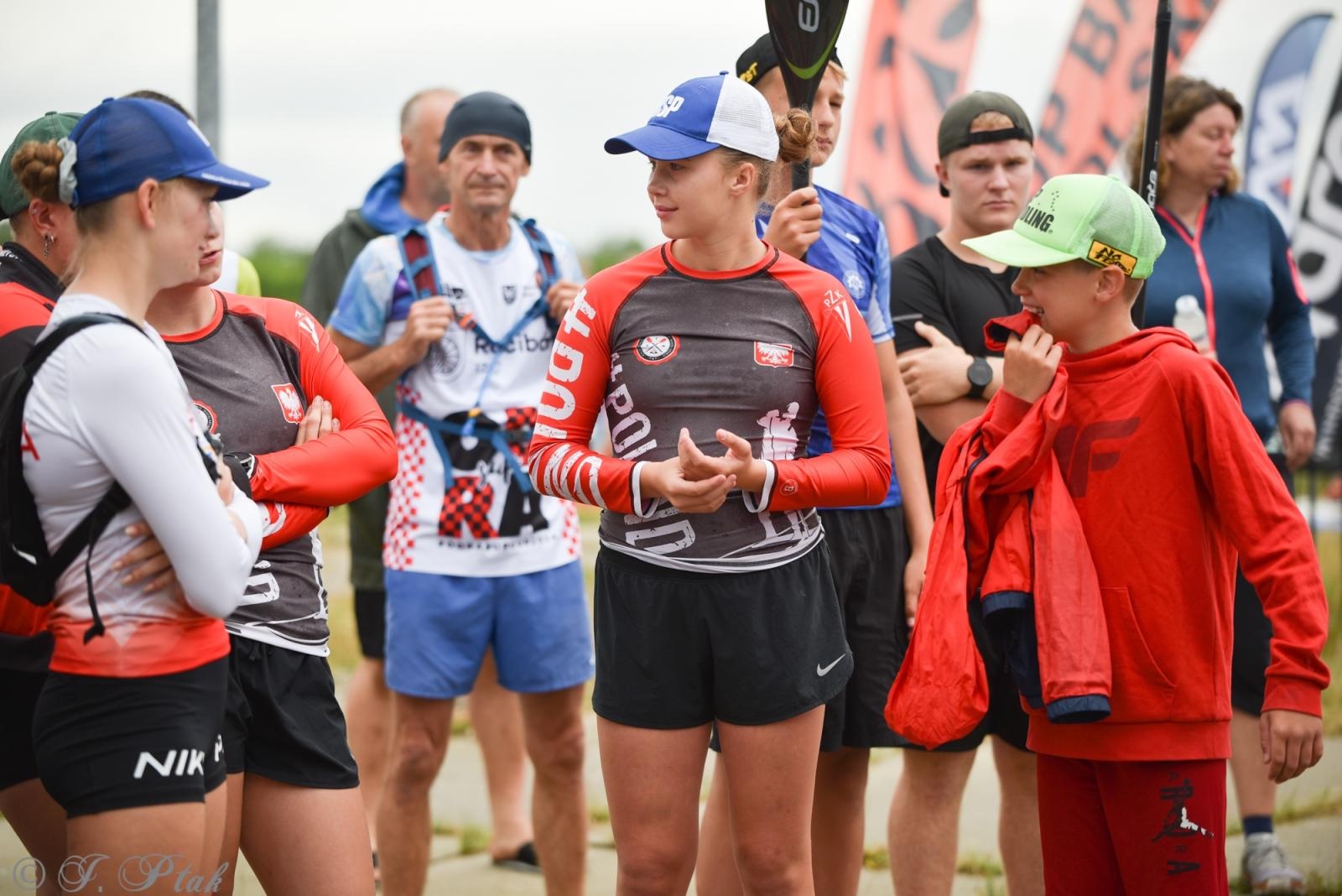 Zdjęcie w galerii na portalu naszraciborz.pl: Odra SUP Cup. Wyścig na najdłuższym dystansie wystartował spod zapory wiadomości z regionu