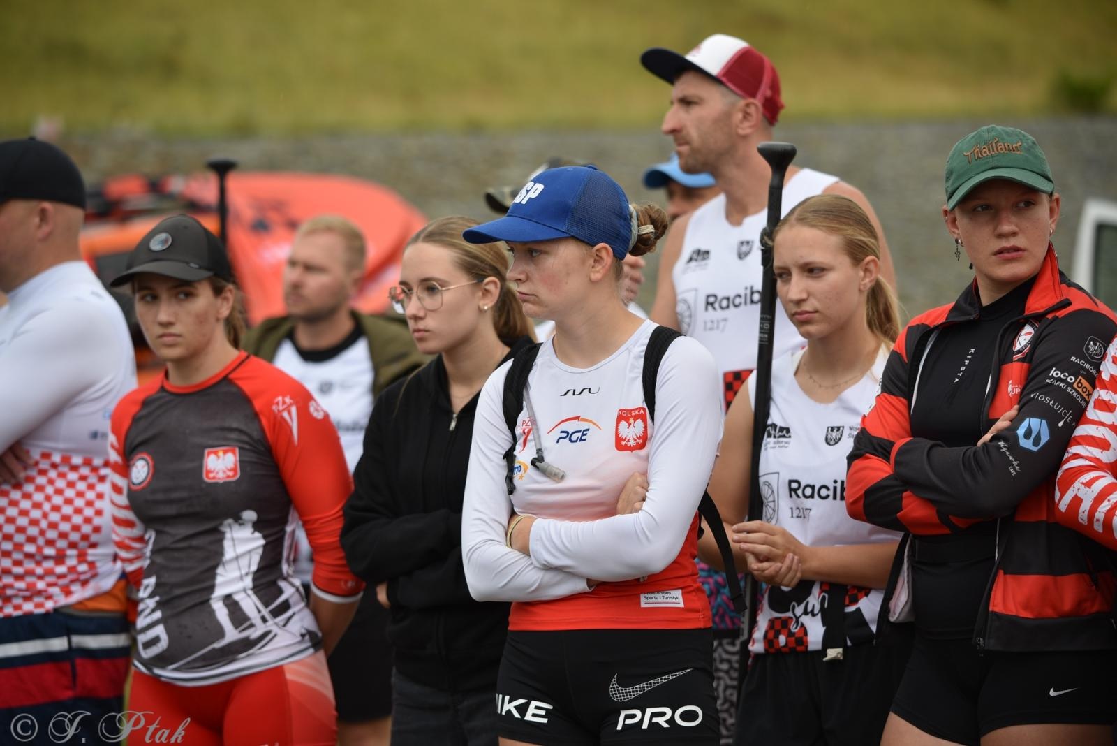 Zdjęcie w galerii na portalu naszraciborz.pl: Odra SUP Cup. Wyścig na najdłuższym dystansie wystartował spod zapory wiadomości z regionu