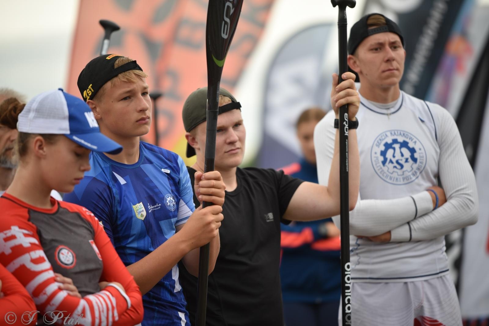 Zdjęcie w galerii na portalu naszraciborz.pl: Odra SUP Cup. Wyścig na najdłuższym dystansie wystartował spod zapory wiadomości z regionu