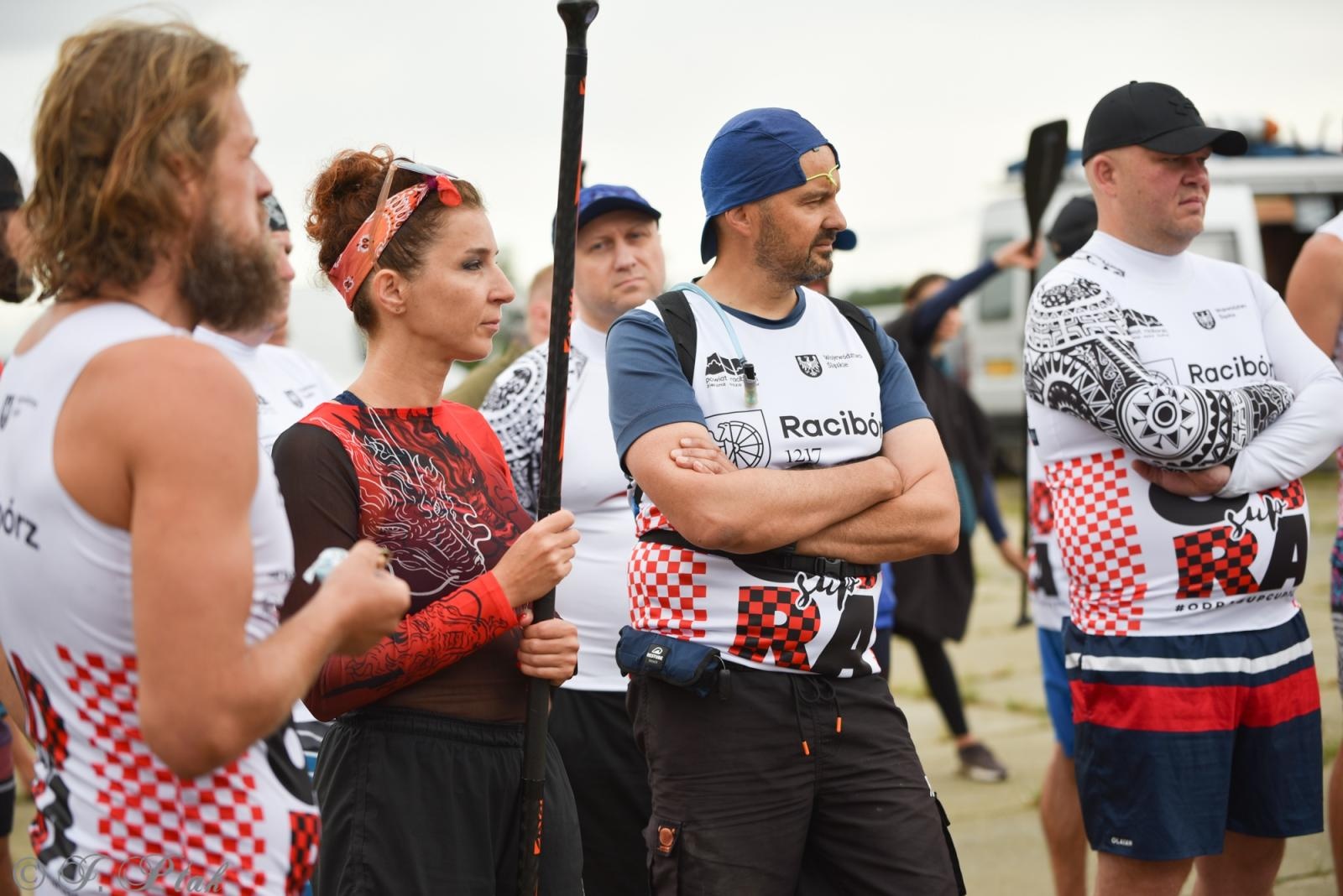 Zdjęcie w galerii na portalu naszraciborz.pl: Odra SUP Cup. Wyścig na najdłuższym dystansie wystartował spod zapory wiadomości z regionu