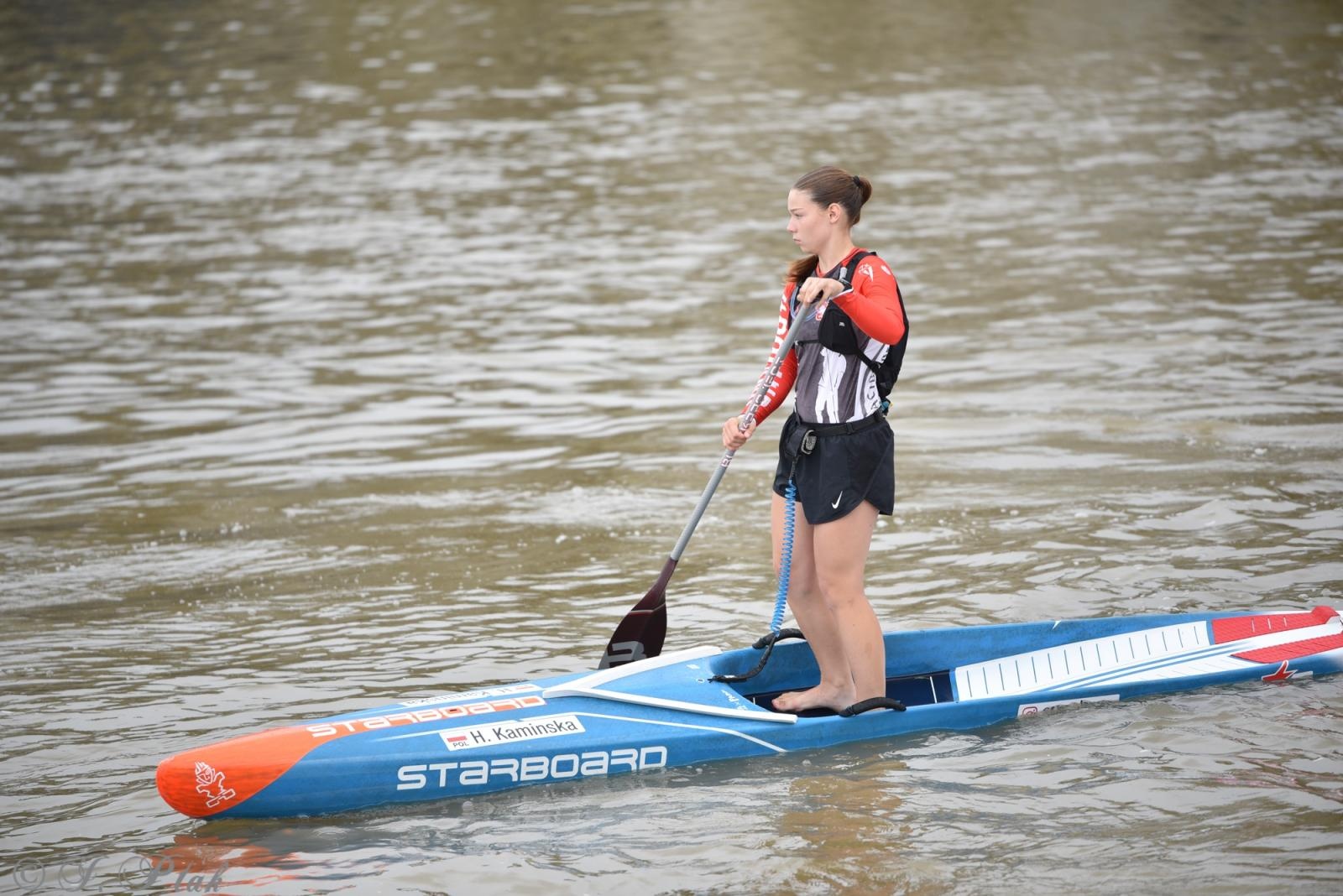 Zdjęcie w galerii na portalu naszraciborz.pl: Odra SUP Cup. Wyścig na najdłuższym dystansie wystartował spod zapory wiadomości z regionu
