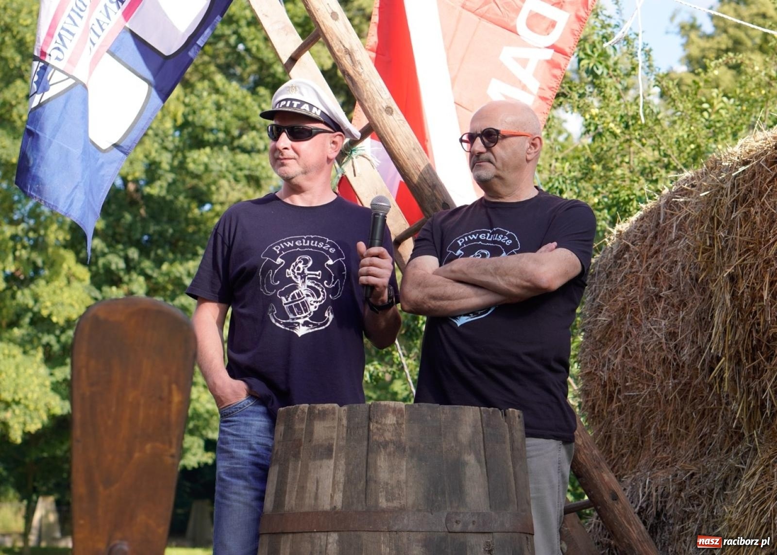 Zdjęcie w galerii na portalu naszraciborz.pl: Płetwonurkowie odkryli w stawie w Krowiarkach skarb wiadomości z regionu