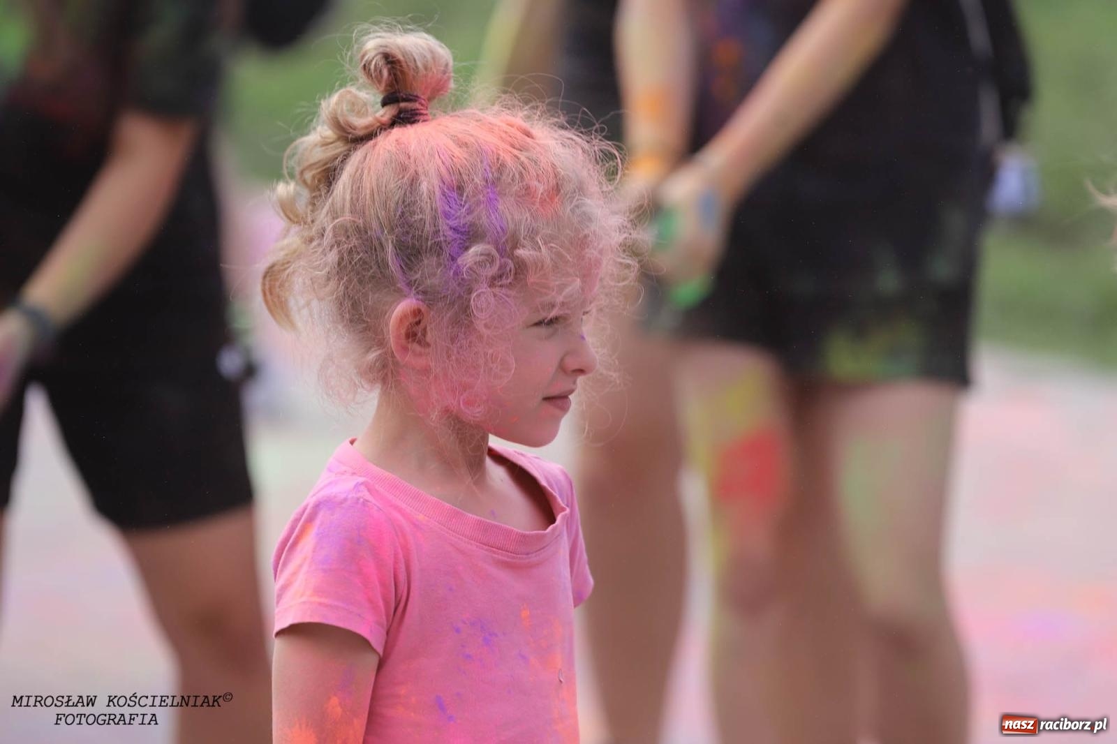 Zdjęcie w galerii na portalu naszraciborz.pl: Holi Święto Kolorów na raciborskich bulwarach [FOTO] wiadomości z regionu