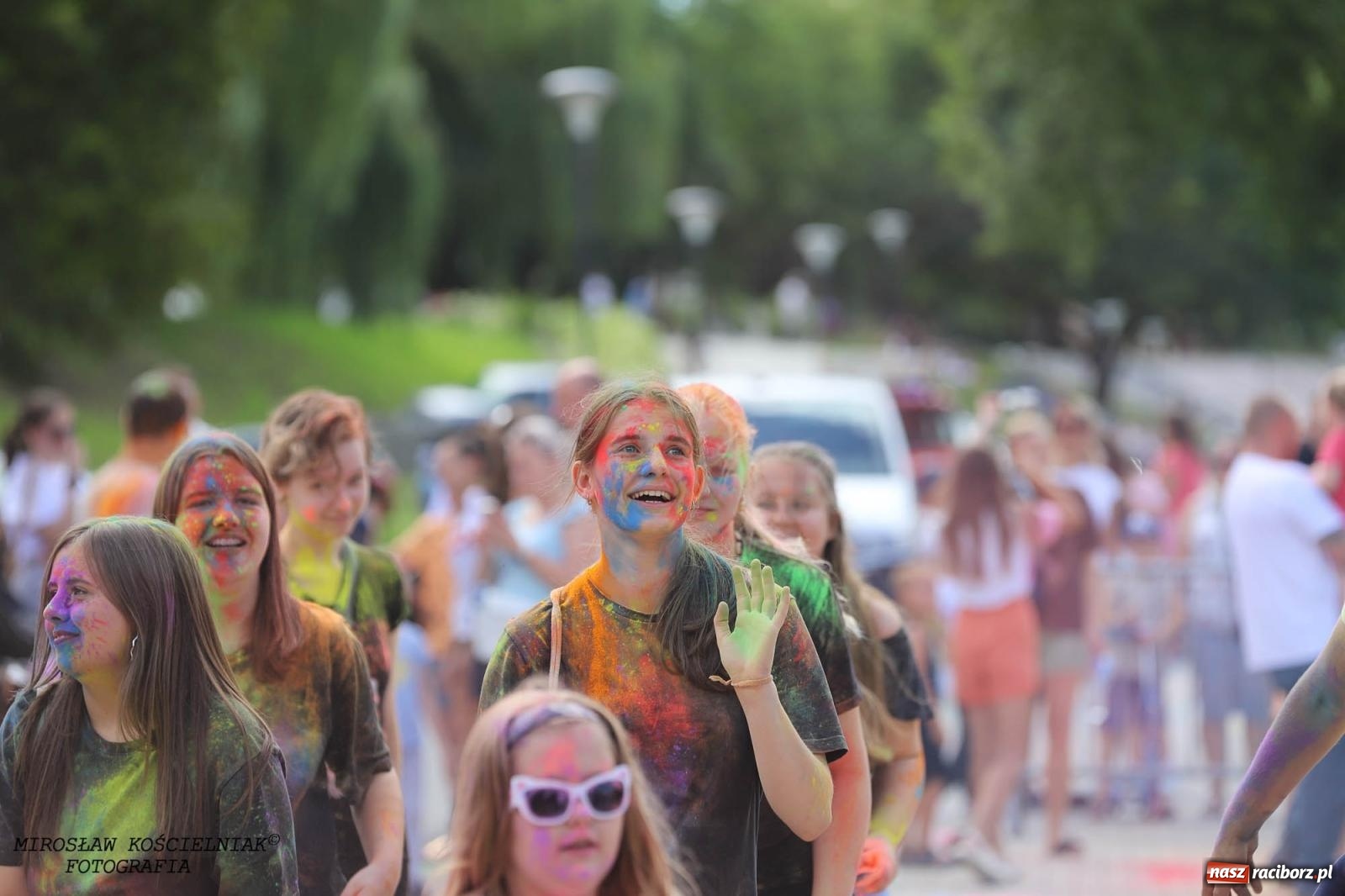 Zdjęcie w galerii na portalu naszraciborz.pl: Holi Święto Kolorów na raciborskich bulwarach [FOTO] wiadomości z regionu