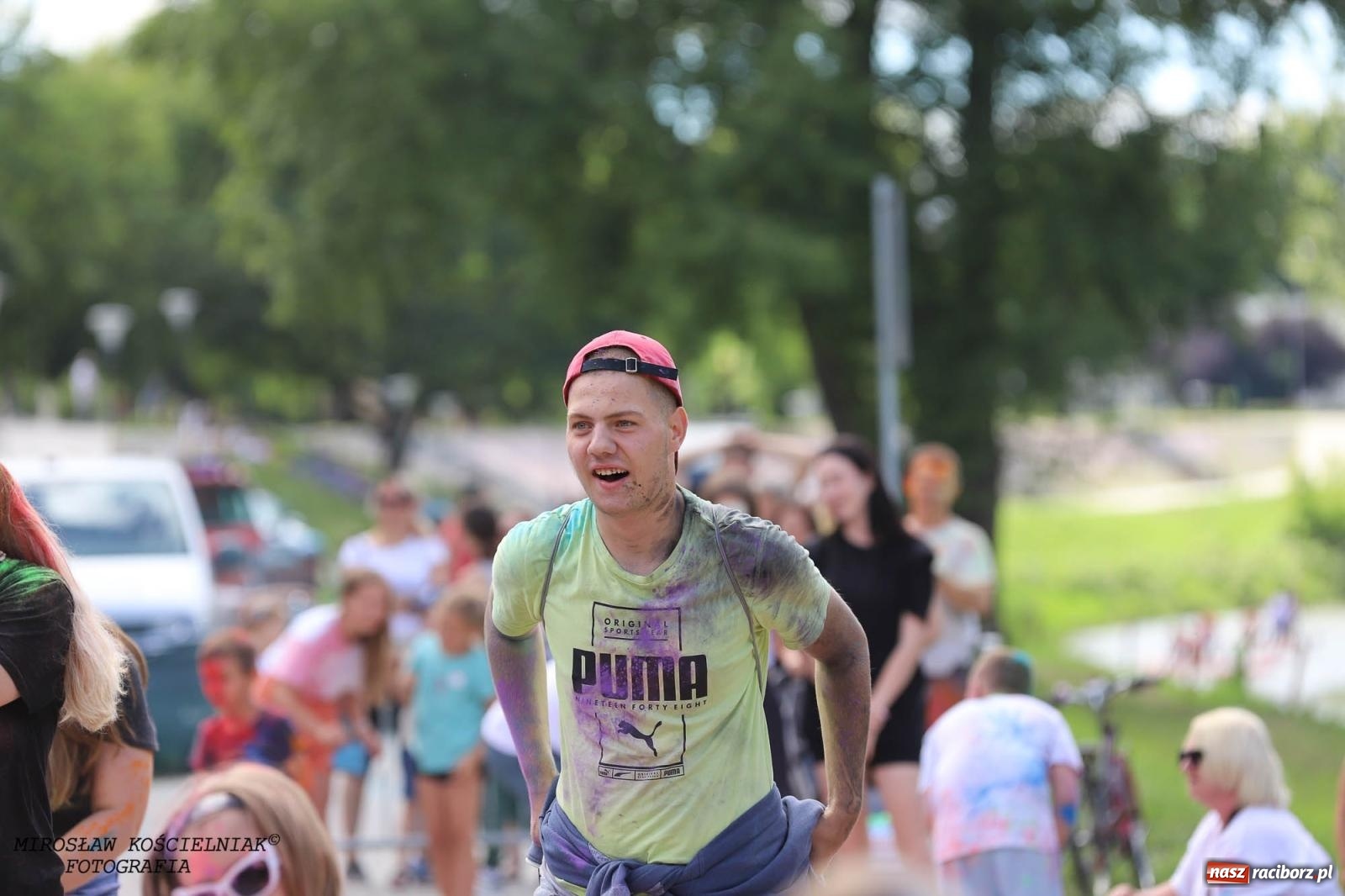 Zdjęcie w galerii na portalu naszraciborz.pl: Holi Święto Kolorów na raciborskich bulwarach [FOTO] wiadomości z regionu