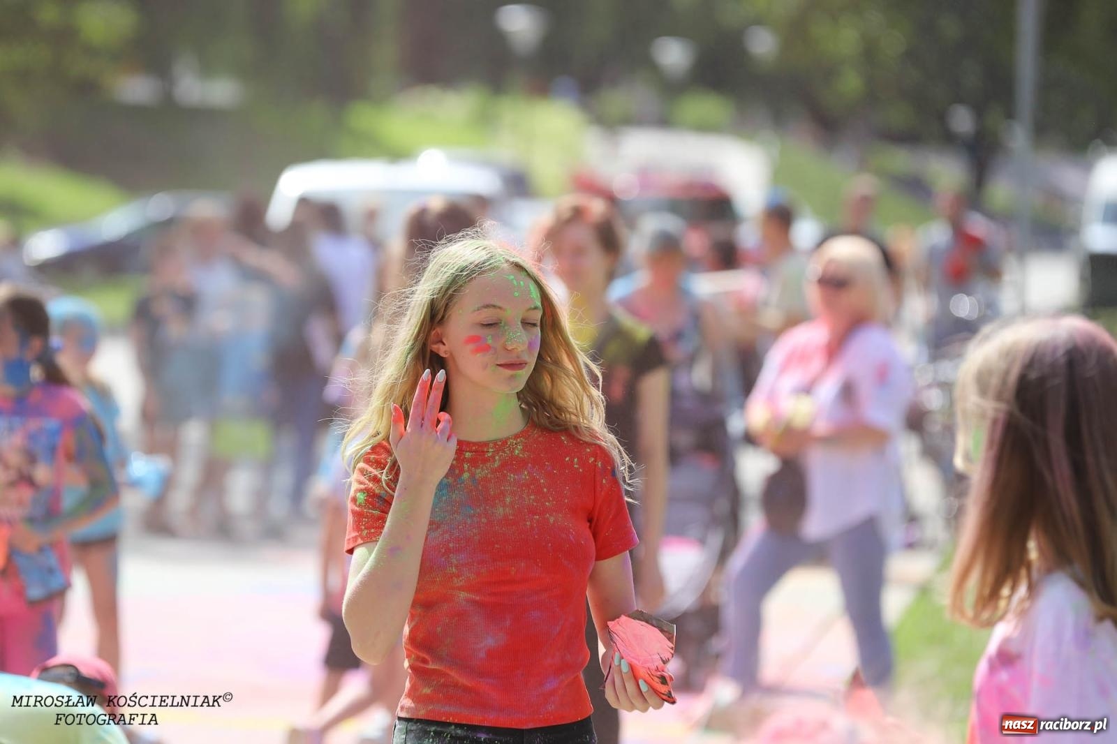 Zdjęcie w galerii na portalu naszraciborz.pl: Holi Święto Kolorów na raciborskich bulwarach [FOTO] wiadomości z regionu