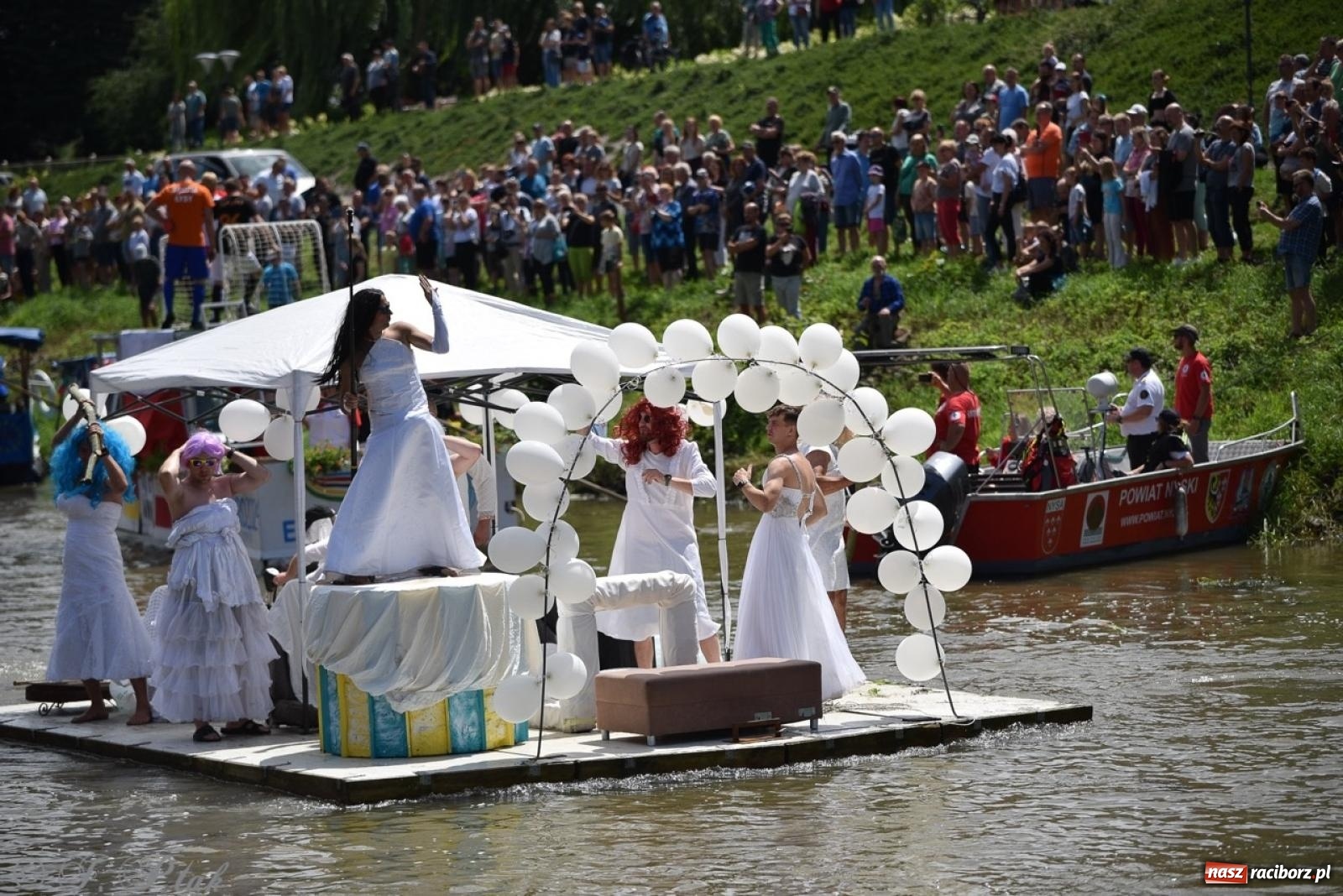Zdjęcie w galerii na portalu naszraciborz.pl: Pływadło 2024 na bis! Tak to wyglądało w Raciborzu [FOTO] wiadomości z regionu