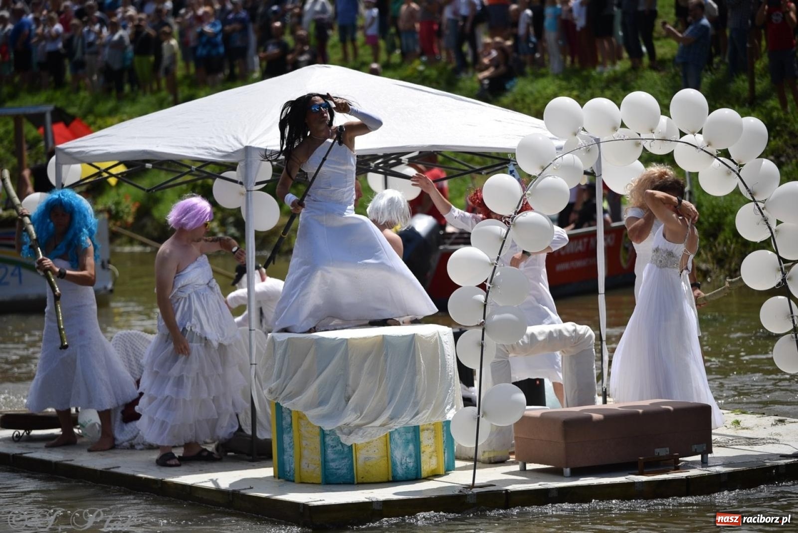 Zdjęcie w galerii na portalu naszraciborz.pl: Pływadło 2024 na bis! Tak to wyglądało w Raciborzu [FOTO] wiadomości z regionu
