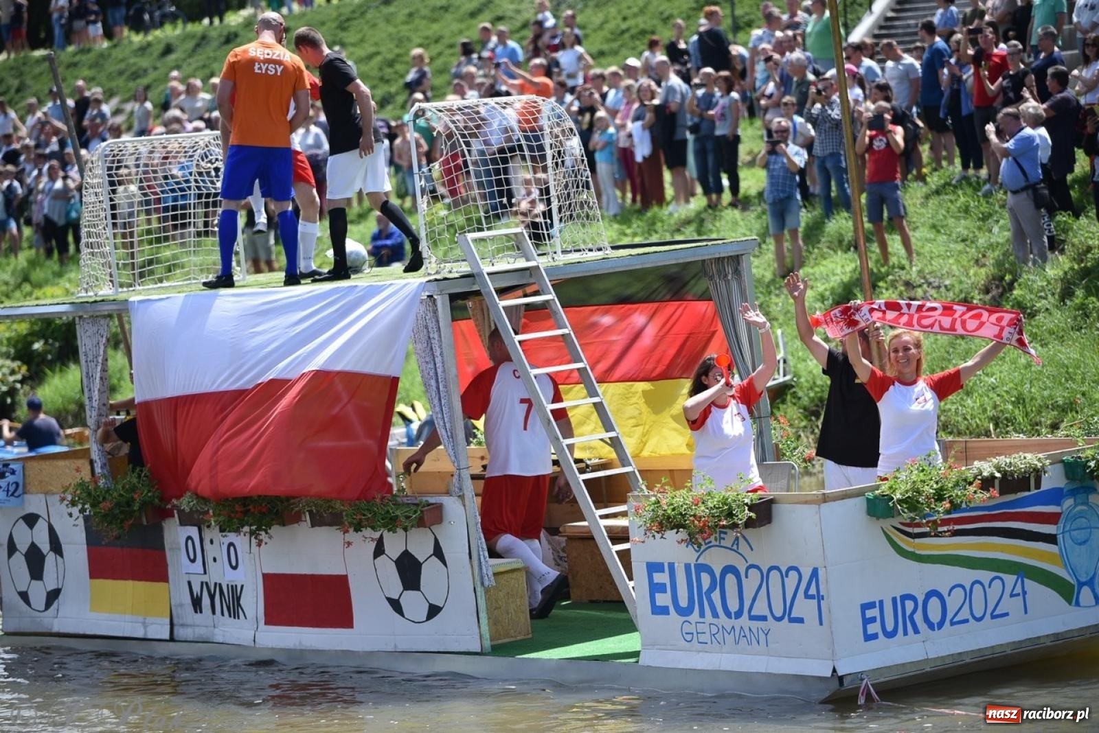 Zdjęcie w galerii na portalu naszraciborz.pl: Pływadło 2024 na bis! Tak to wyglądało w Raciborzu [FOTO] wiadomości z regionu