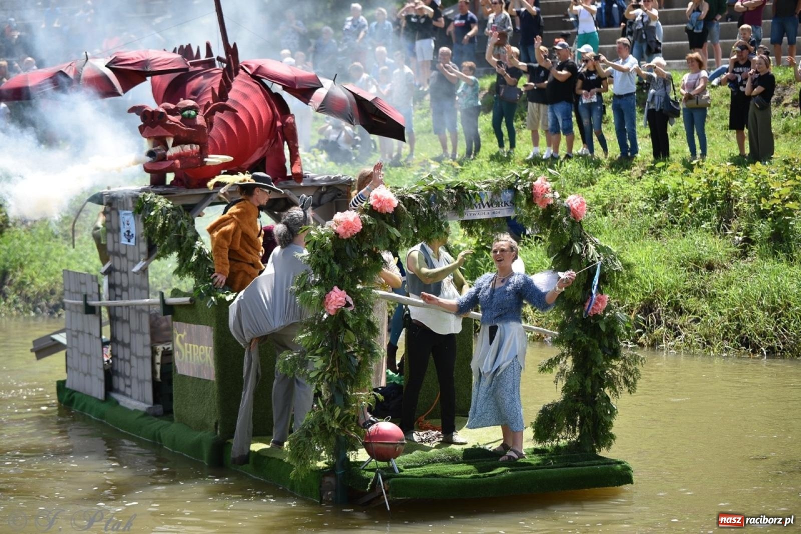 Zdjęcie w galerii na portalu naszraciborz.pl: Pływadło 2024 na bis! Tak to wyglądało w Raciborzu [FOTO] wiadomości z regionu