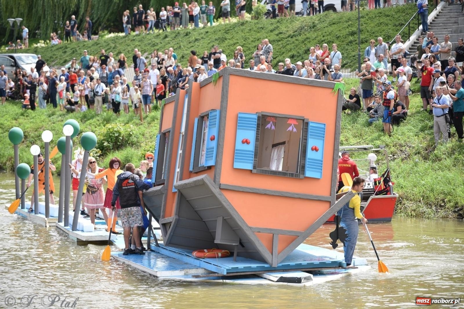 Zdjęcie w galerii na portalu naszraciborz.pl: Pływadło 2024 na bis! Tak to wyglądało w Raciborzu [FOTO] wiadomości z regionu