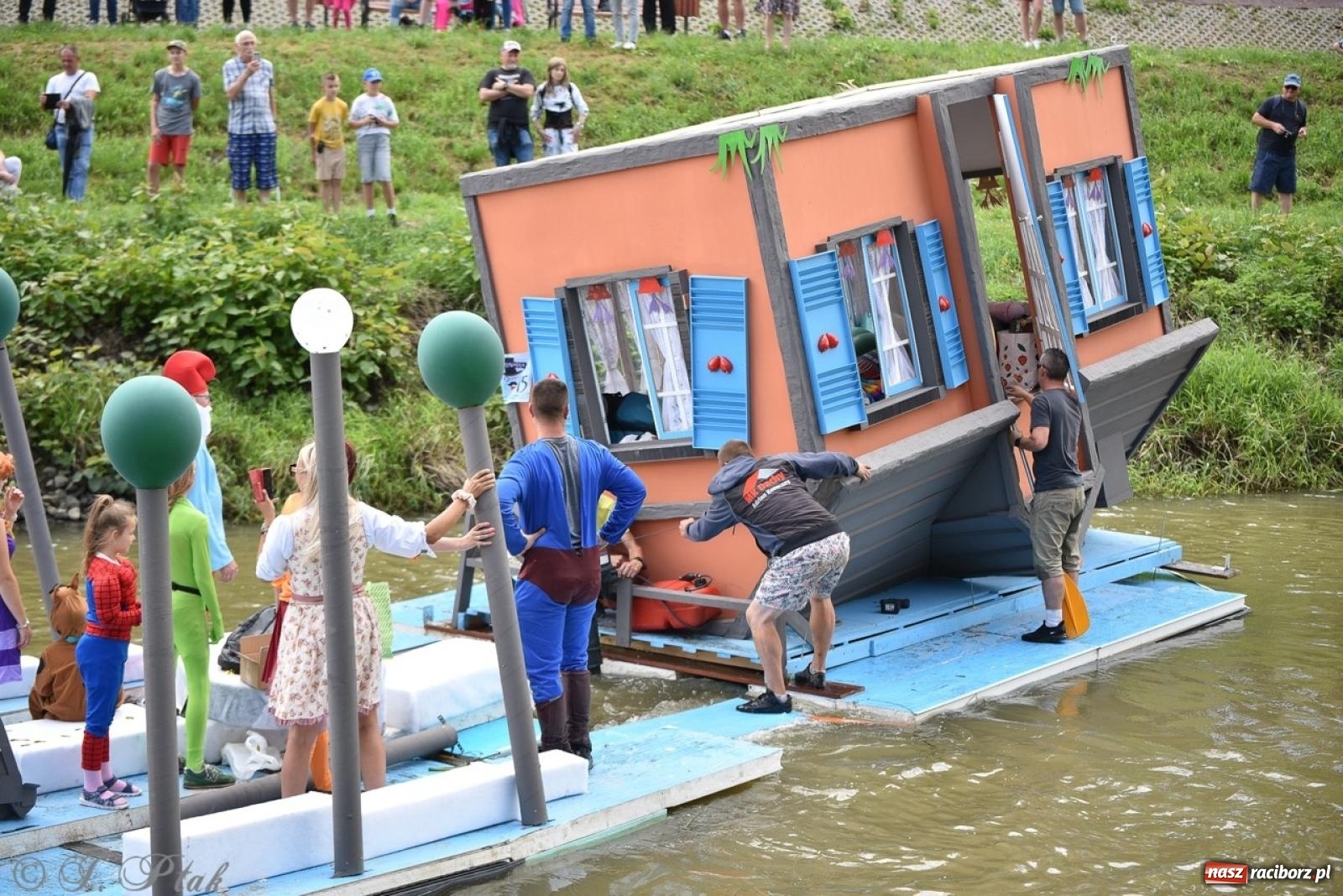 Zdjęcie w galerii na portalu naszraciborz.pl: Pływadło 2024 na bis! Tak to wyglądało w Raciborzu [FOTO] wiadomości z regionu