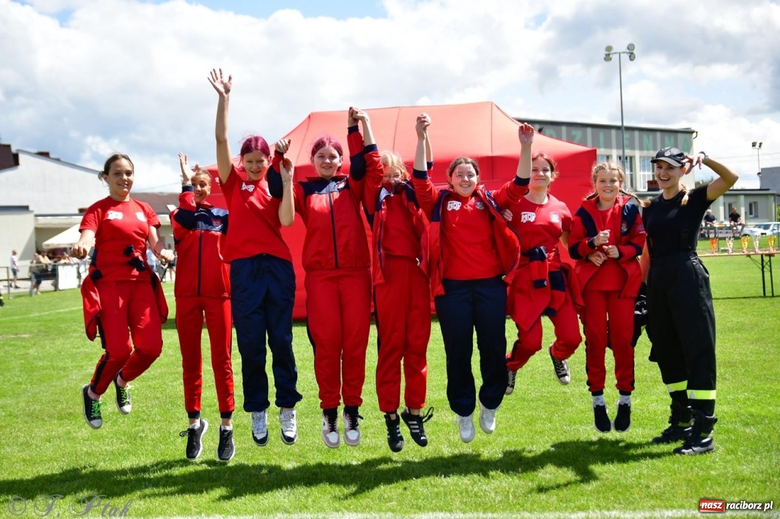 Zdjęcie w galerii na portalu naszraciborz.pl: Markowice zgarnęły całą pulę. Miejskie zawody sportowo-pożarnicze w Studziennej FOTO i WIDEO] wiadomości z regionu