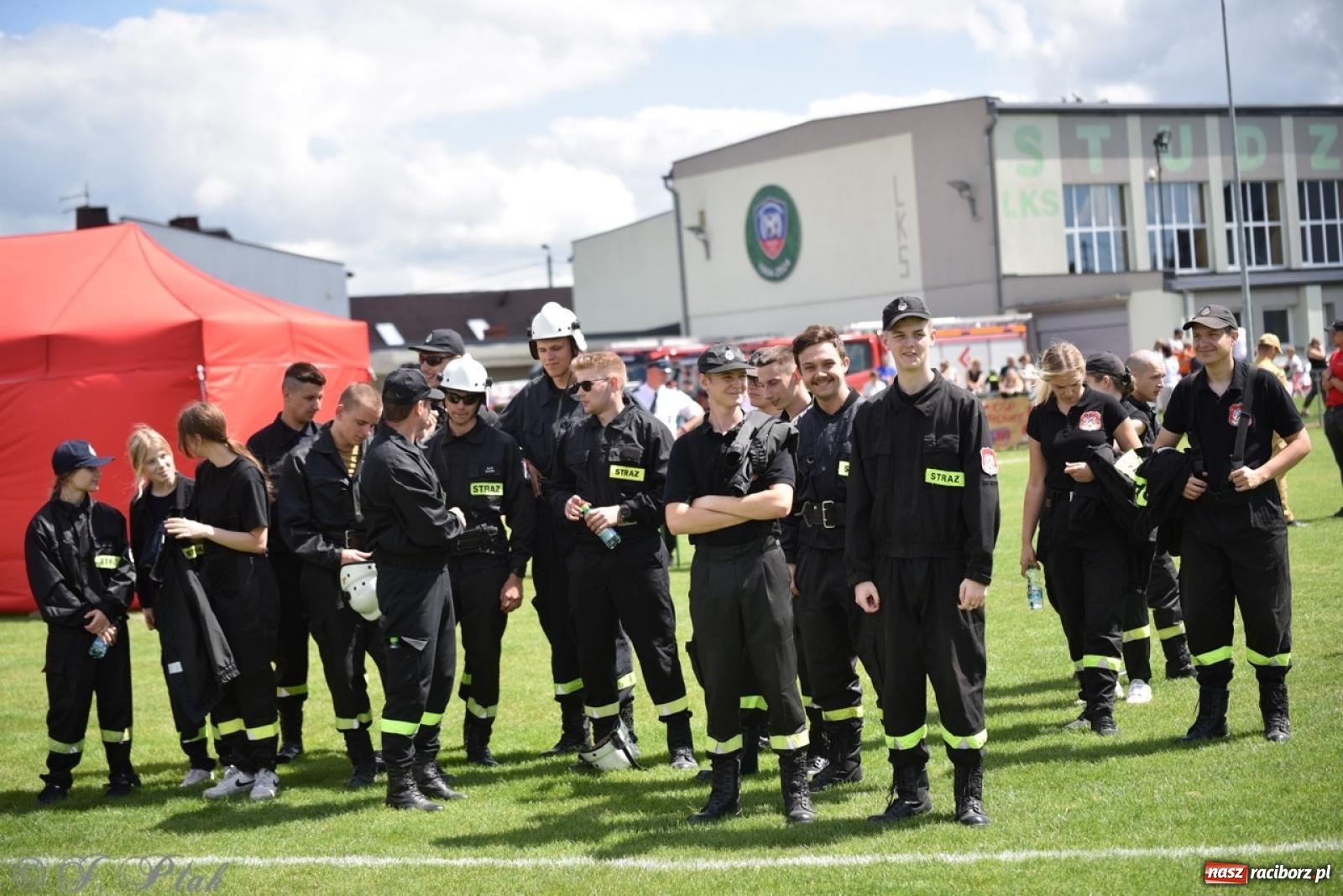 Zdjęcie w galerii na portalu naszraciborz.pl: Markowice zgarnęły całą pulę. Miejskie zawody sportowo-pożarnicze w Studziennej FOTO i WIDEO] wiadomości z regionu