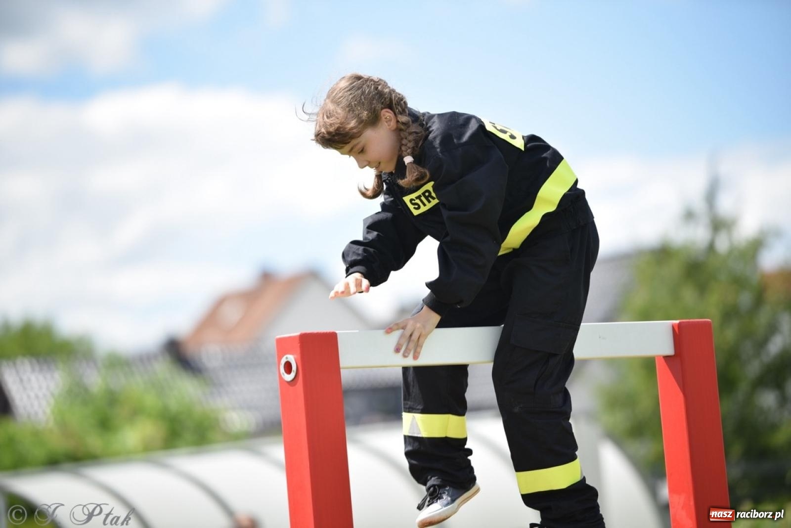 Zdjęcie w galerii na portalu naszraciborz.pl: Markowice zgarnęły całą pulę. Miejskie zawody sportowo-pożarnicze w Studziennej FOTO i WIDEO] wiadomości z regionu