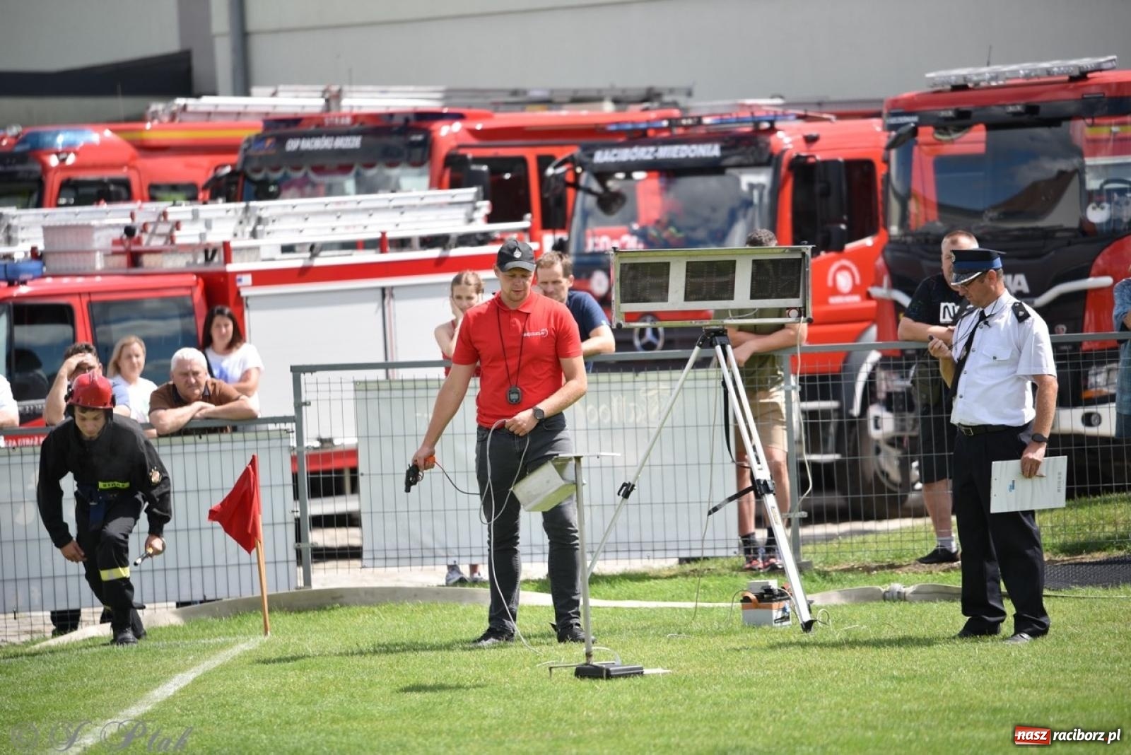 Zdjęcie w galerii na portalu naszraciborz.pl: Markowice zgarnęły całą pulę. Miejskie zawody sportowo-pożarnicze w Studziennej FOTO i WIDEO] wiadomości z regionu