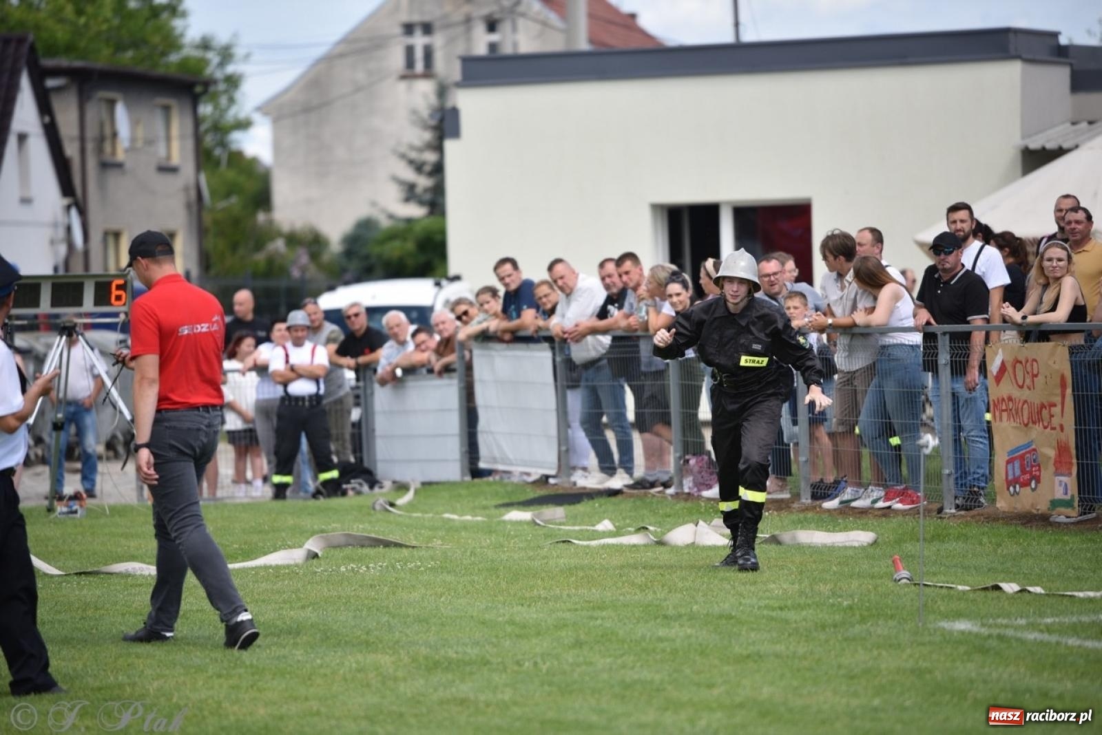 Zdjęcie w galerii na portalu naszraciborz.pl: Markowice zgarnęły całą pulę. Miejskie zawody sportowo-pożarnicze w Studziennej FOTO i WIDEO] wiadomości z regionu