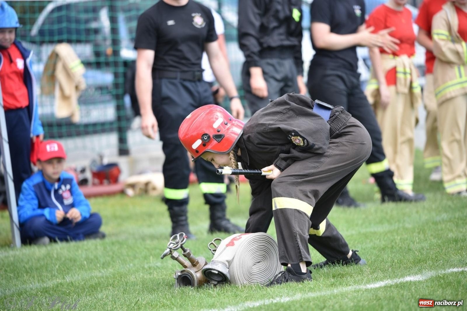 Zdjęcie w galerii na portalu naszraciborz.pl: Markowice zgarnęły całą pulę. Miejskie zawody sportowo-pożarnicze w Studziennej FOTO i WIDEO] wiadomości z regionu