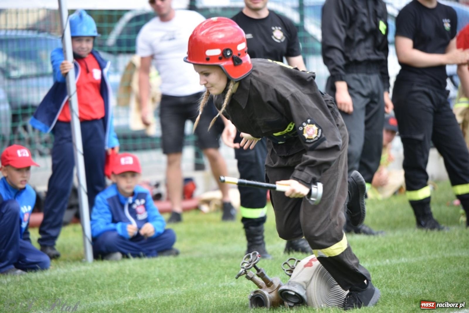Zdjęcie w galerii na portalu naszraciborz.pl: Markowice zgarnęły całą pulę. Miejskie zawody sportowo-pożarnicze w Studziennej FOTO i WIDEO] wiadomości z regionu