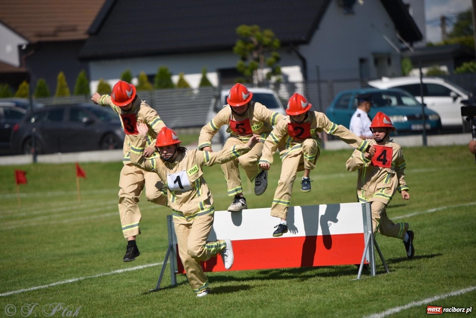Zdjęcie w galerii na portalu naszraciborz.pl: Markowice zgarnęły całą pulę. Miejskie zawody sportowo-pożarnicze w Studziennej FOTO i WIDEO] wiadomości z regionu