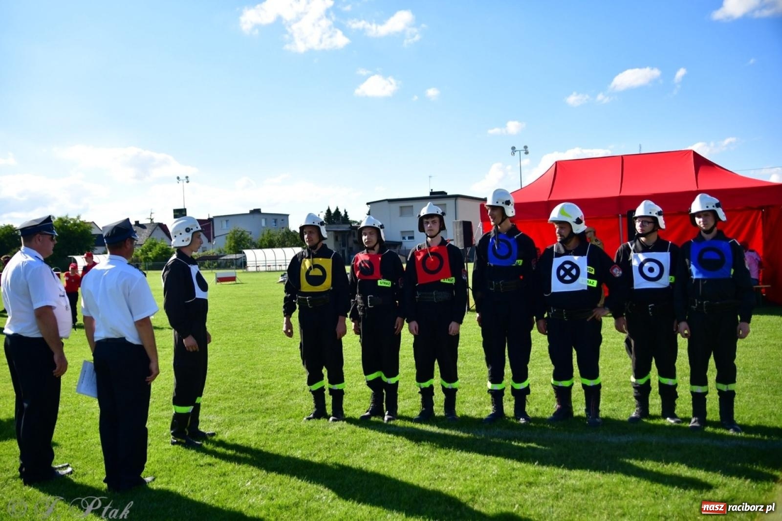 Zdjęcie w galerii na portalu naszraciborz.pl: Markowice zgarnęły całą pulę. Miejskie zawody sportowo-pożarnicze w Studziennej FOTO i WIDEO] wiadomości z regionu