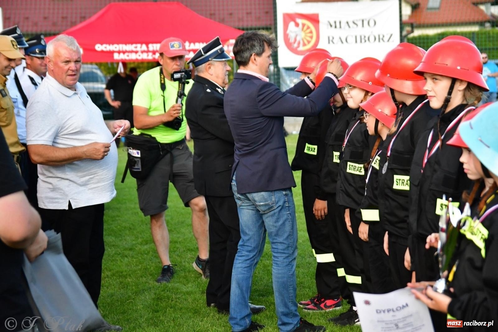Zdjęcie w galerii na portalu naszraciborz.pl: Markowice zgarnęły całą pulę. Miejskie zawody sportowo-pożarnicze w Studziennej FOTO i WIDEO] wiadomości z regionu