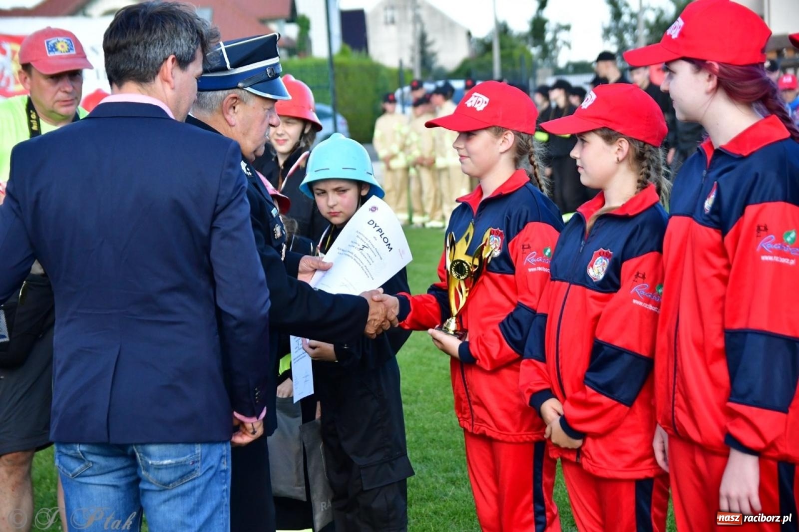 Zdjęcie w galerii na portalu naszraciborz.pl: Markowice zgarnęły całą pulę. Miejskie zawody sportowo-pożarnicze w Studziennej FOTO i WIDEO] wiadomości z regionu