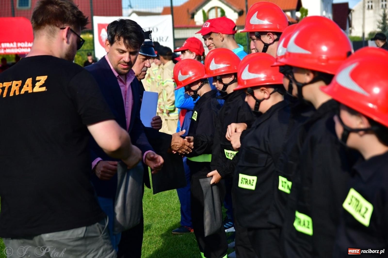 Zdjęcie w galerii na portalu naszraciborz.pl: Markowice zgarnęły całą pulę. Miejskie zawody sportowo-pożarnicze w Studziennej FOTO i WIDEO] wiadomości z regionu