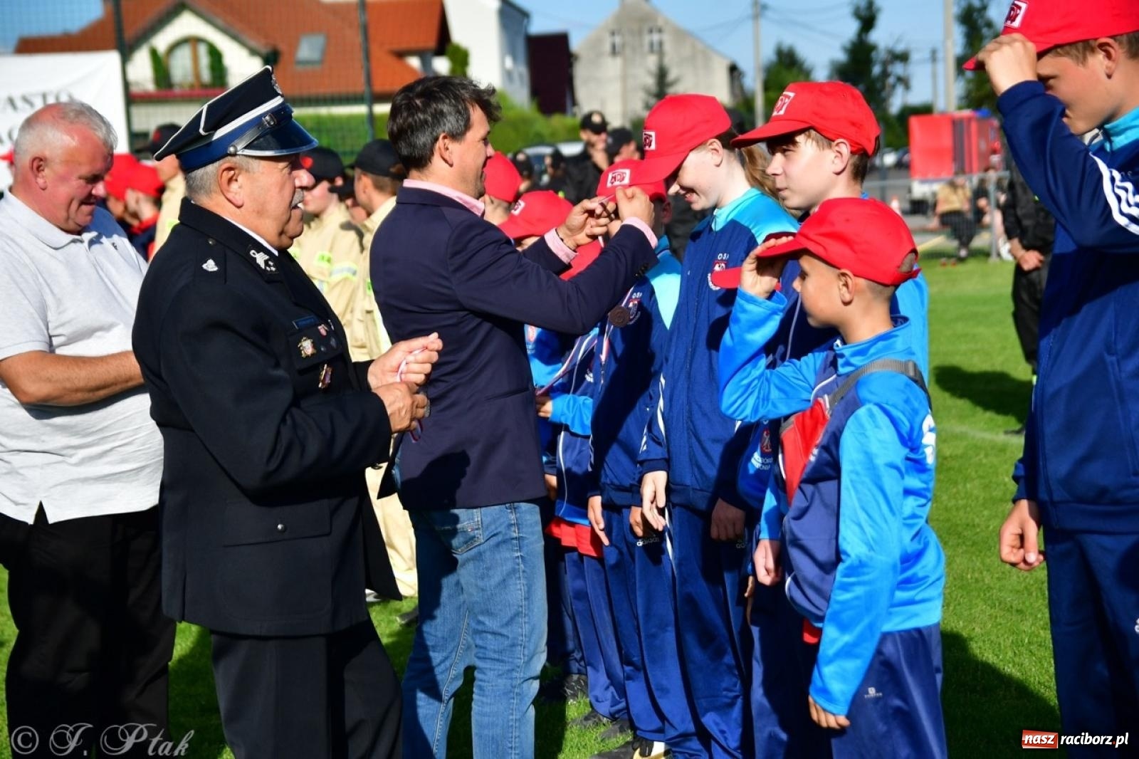 Zdjęcie w galerii na portalu naszraciborz.pl: Markowice zgarnęły całą pulę. Miejskie zawody sportowo-pożarnicze w Studziennej FOTO i WIDEO] wiadomości z regionu