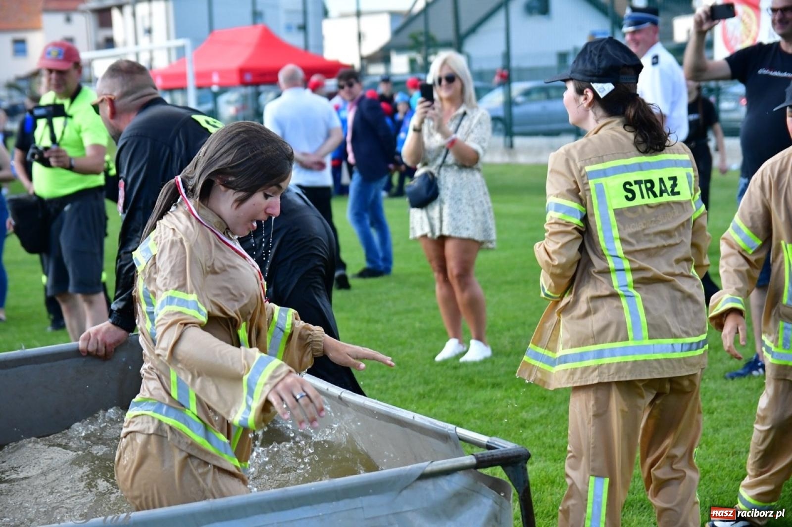 Zdjęcie w galerii na portalu naszraciborz.pl: Markowice zgarnęły całą pulę. Miejskie zawody sportowo-pożarnicze w Studziennej FOTO i WIDEO] wiadomości z regionu
