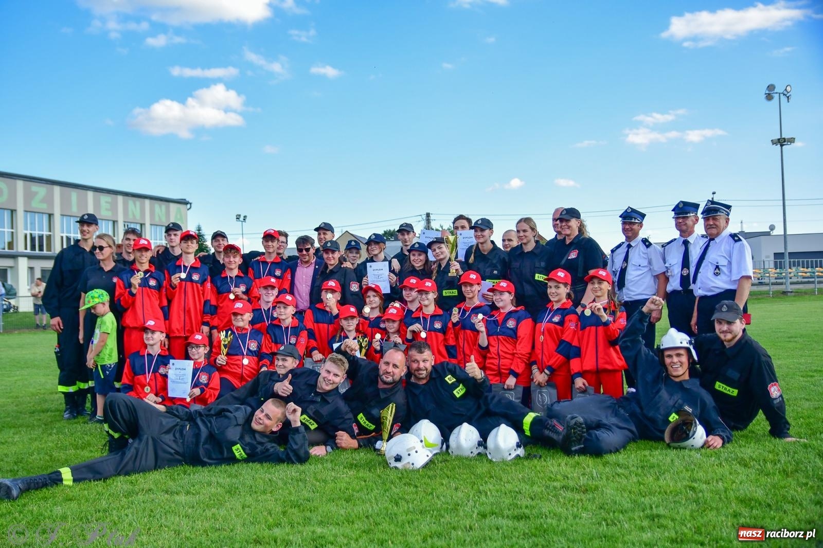 Zdjęcie w galerii na portalu naszraciborz.pl: Markowice zgarnęły całą pulę. Miejskie zawody sportowo-pożarnicze w Studziennej FOTO i WIDEO] wiadomości z regionu