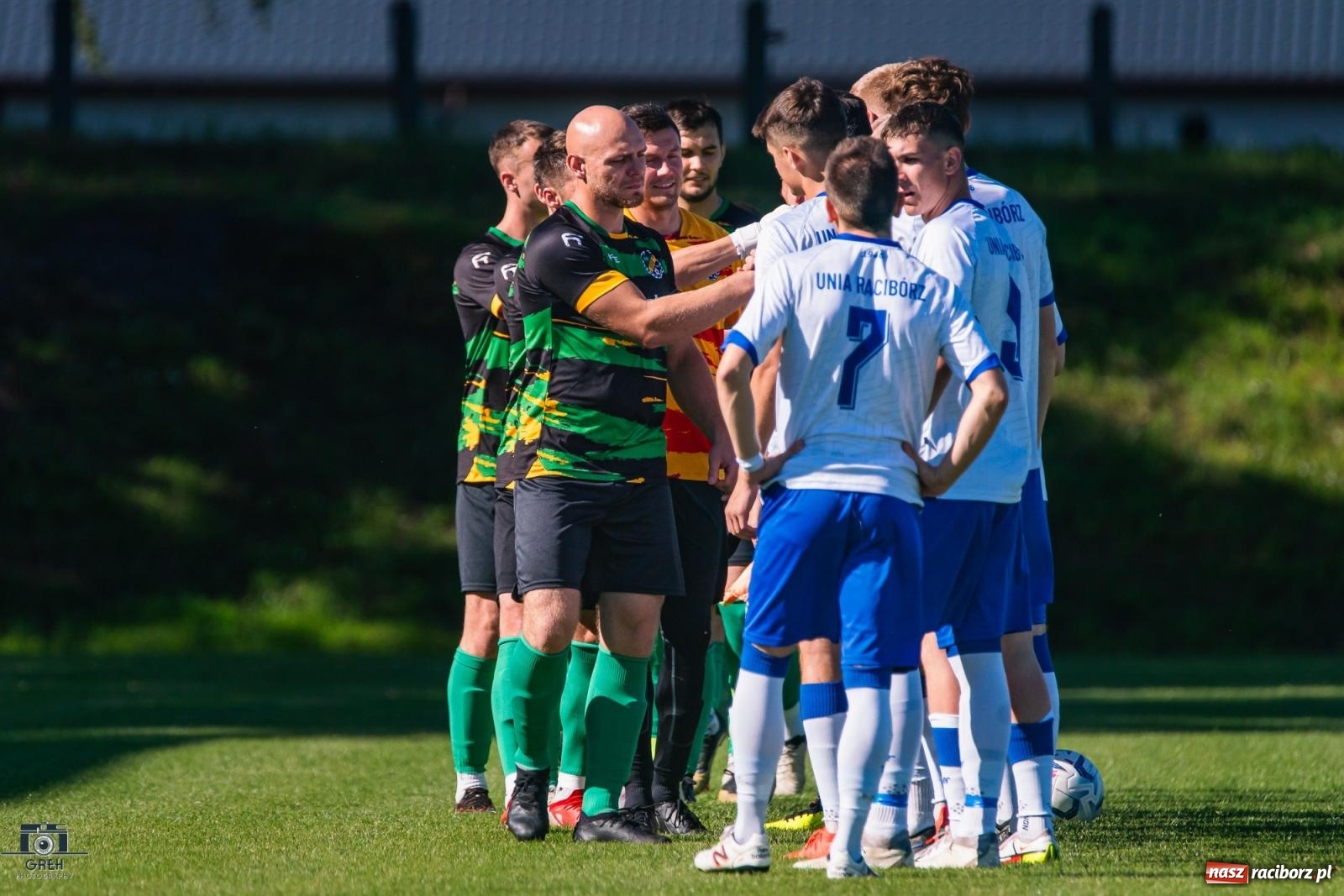 Zdjęcie w galerii na portalu naszraciborz.pl: Unia Racibórz kontra Naprzód Syrynia. Podział punktów na zakończenie sezonu [FOTO] wiadomości z regionu