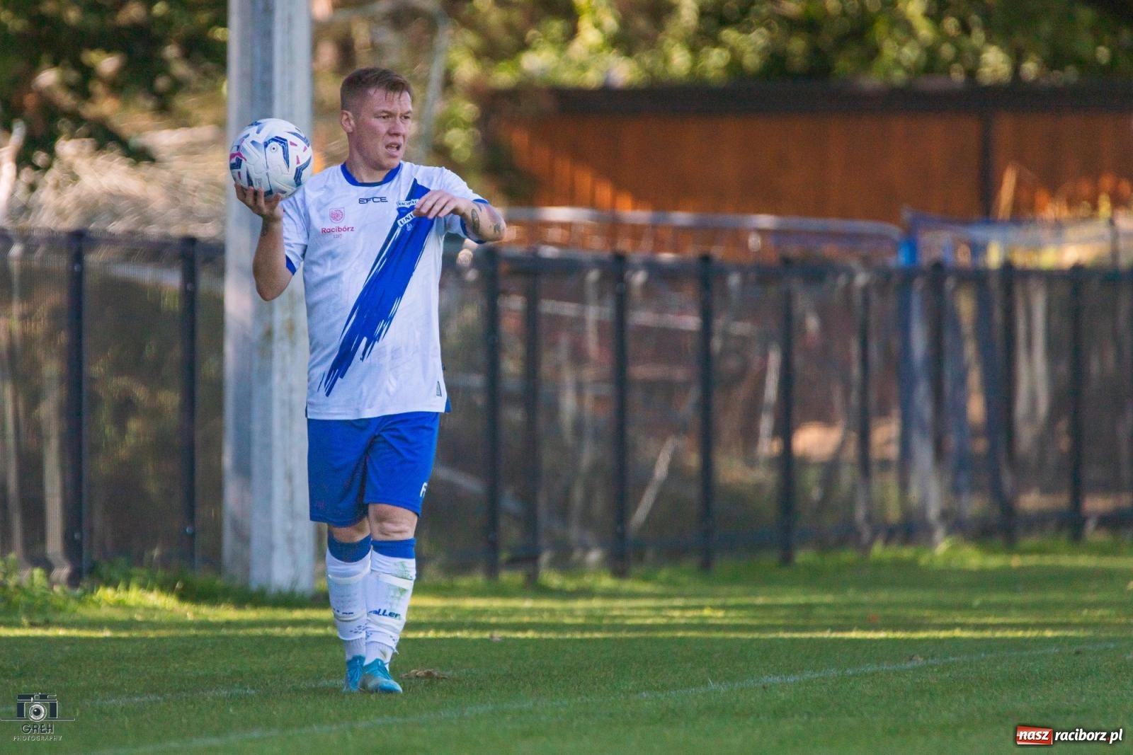 Zdjęcie w galerii na portalu naszraciborz.pl: Unia Racibórz kontra Naprzód Syrynia. Podział punktów na zakończenie sezonu [FOTO] wiadomości z regionu