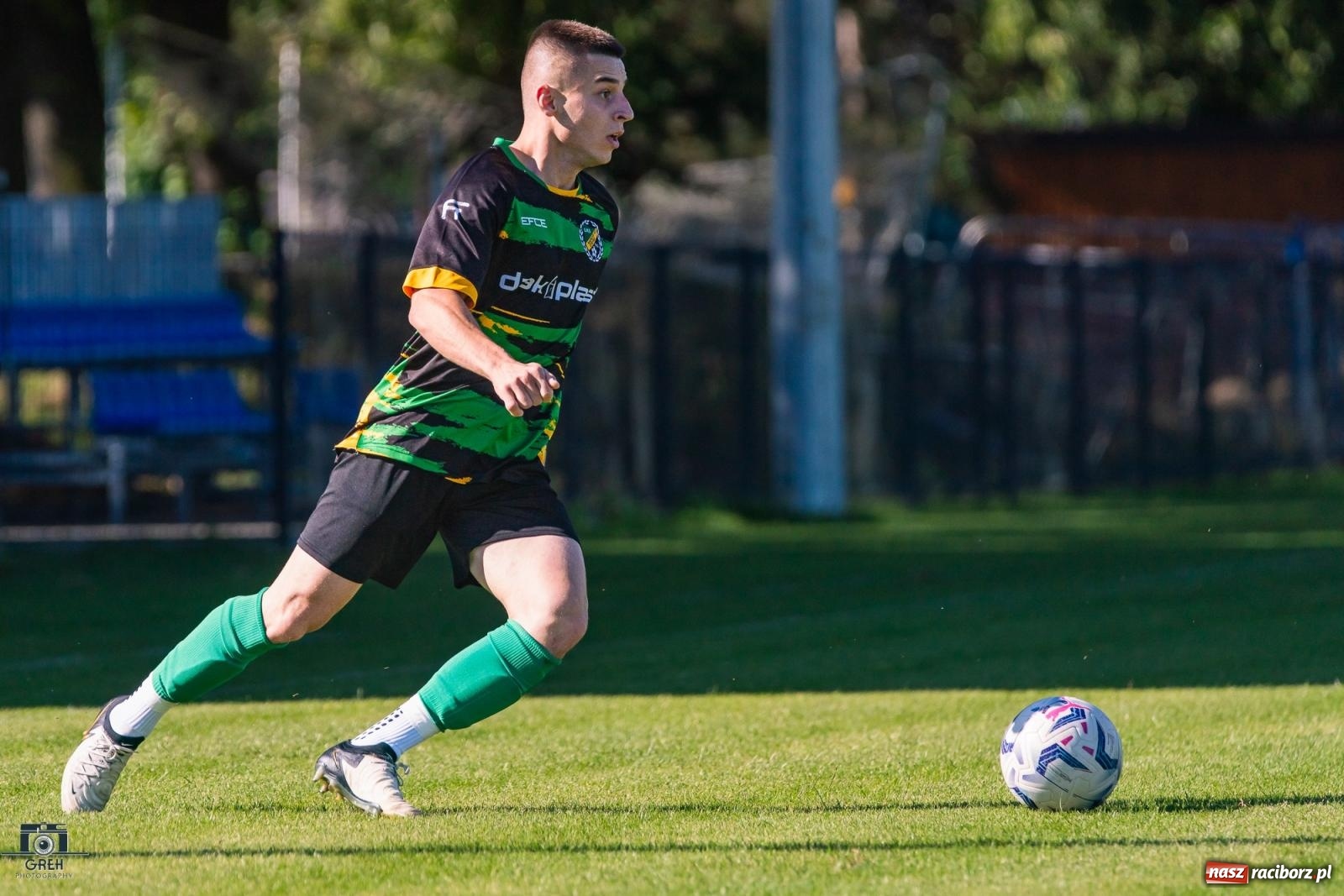 Zdjęcie w galerii na portalu naszraciborz.pl: Unia Racibórz kontra Naprzód Syrynia. Podział punktów na zakończenie sezonu [FOTO] wiadomości z regionu