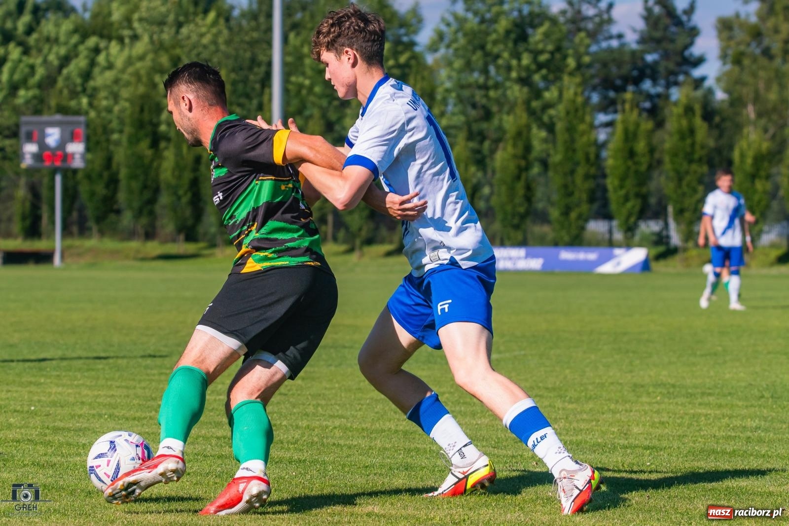 Zdjęcie w galerii na portalu naszraciborz.pl: Unia Racibórz kontra Naprzód Syrynia. Podział punktów na zakończenie sezonu [FOTO] wiadomości z regionu