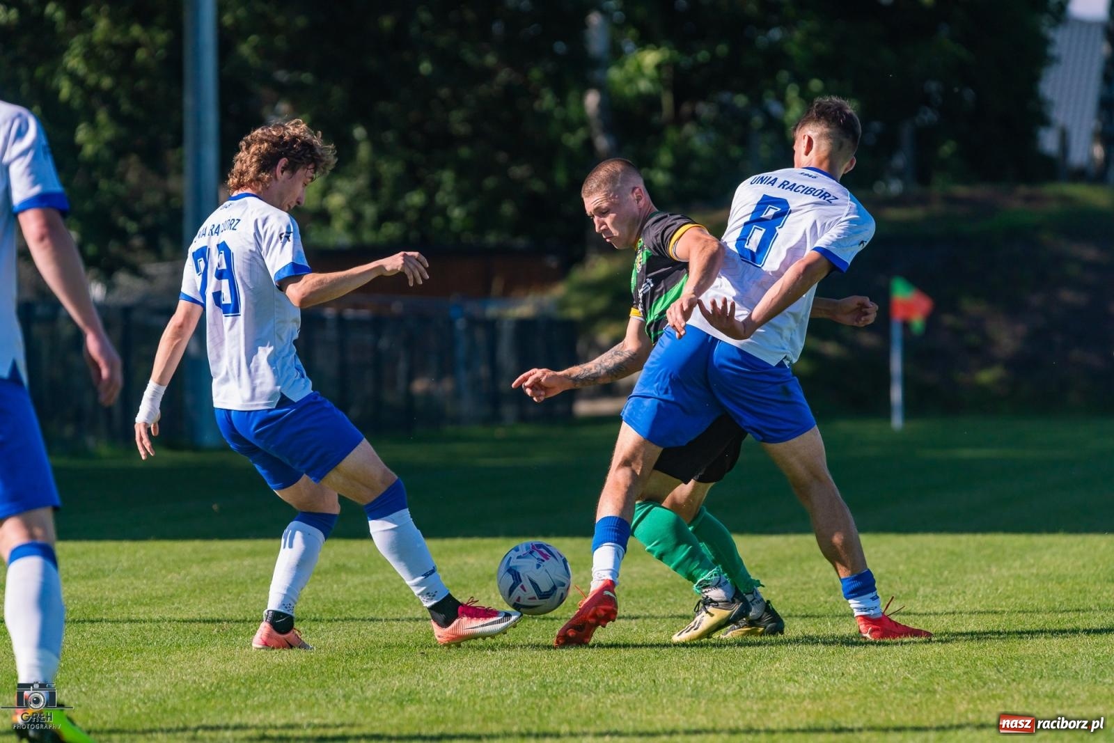 Zdjęcie w galerii na portalu naszraciborz.pl: Unia Racibórz kontra Naprzód Syrynia. Podział punktów na zakończenie sezonu [FOTO] wiadomości z regionu