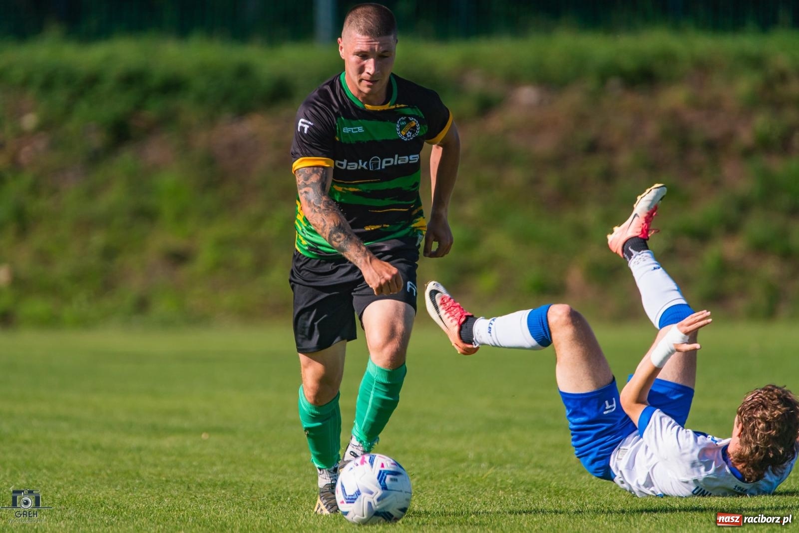 Zdjęcie w galerii na portalu naszraciborz.pl: Unia Racibórz kontra Naprzód Syrynia. Podział punktów na zakończenie sezonu [FOTO] wiadomości z regionu