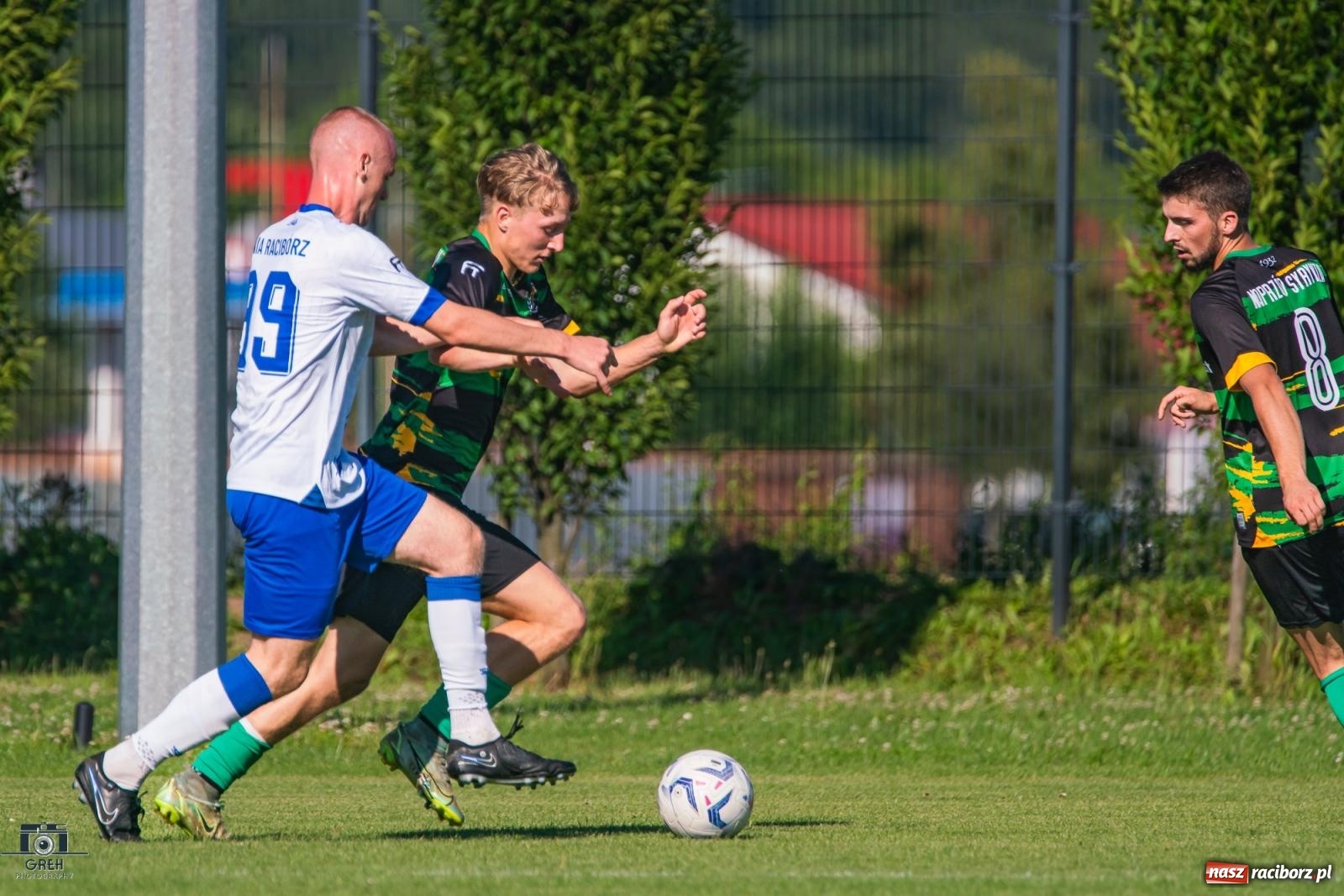 Zdjęcie w galerii na portalu naszraciborz.pl: Unia Racibórz kontra Naprzód Syrynia. Podział punktów na zakończenie sezonu [FOTO] wiadomości z regionu
