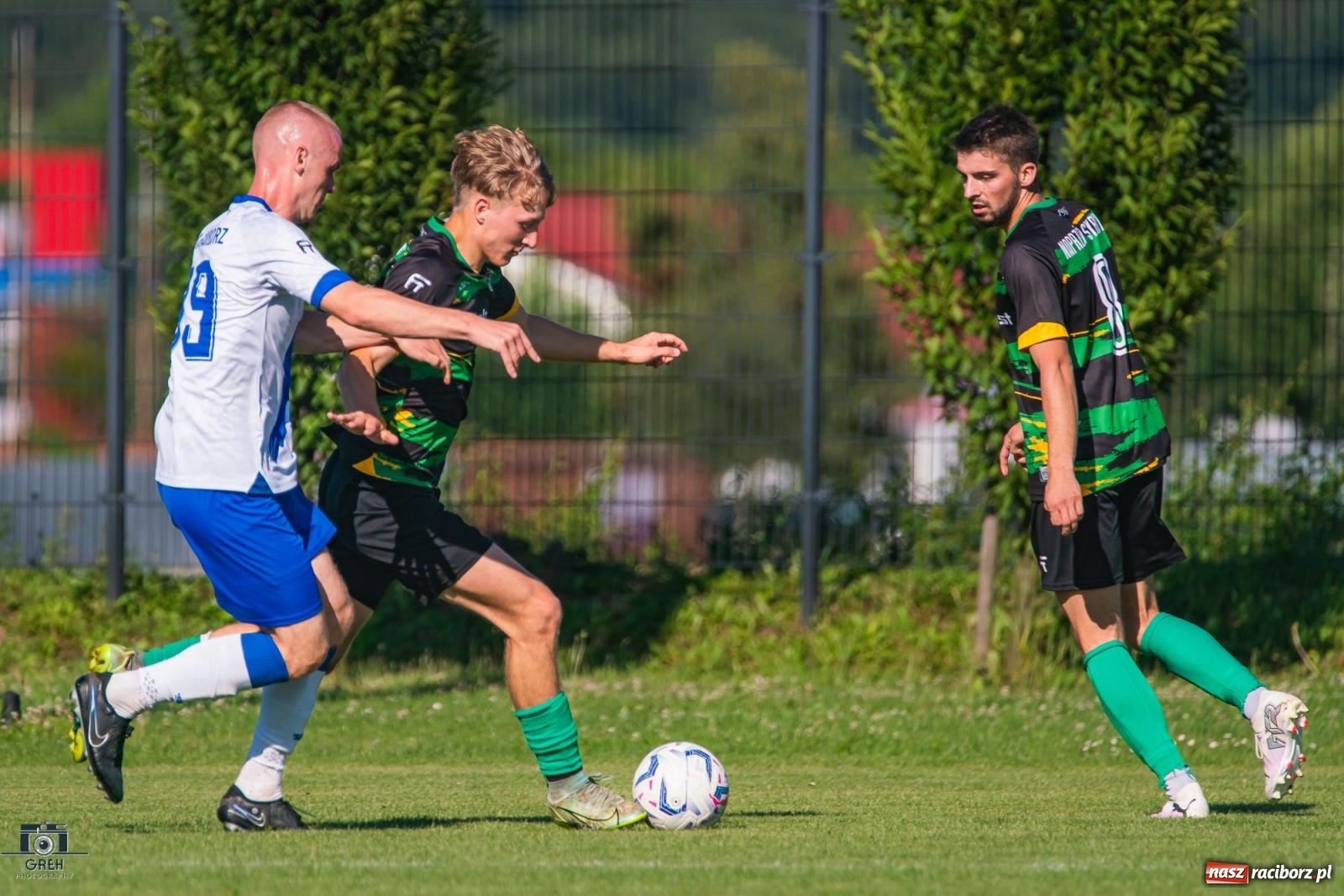 Zdjęcie w galerii na portalu naszraciborz.pl: Unia Racibórz kontra Naprzód Syrynia. Podział punktów na zakończenie sezonu [FOTO] wiadomości z regionu