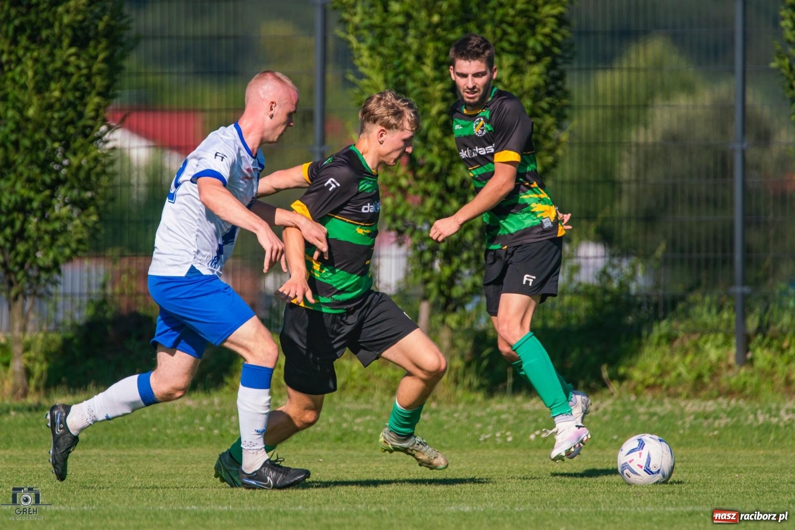 Zdjęcie w galerii na portalu naszraciborz.pl: Unia Racibórz kontra Naprzód Syrynia. Podział punktów na zakończenie sezonu [FOTO] wiadomości z regionu